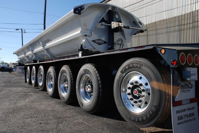 Smithco SX7 Side Dump Trailer Reveal